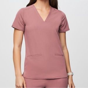 SCRUB SET FIGS BRAND! BARELY WORN (maybe 5 times)